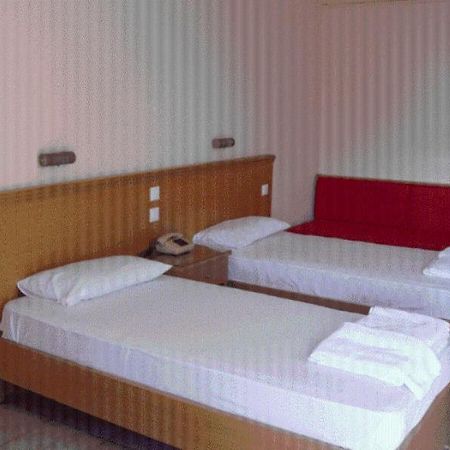 Hotel Aphroditi Ayía Paraskeví Exterior foto
