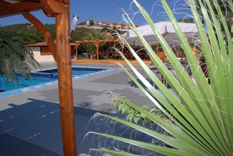 Hotel Aphroditi Ayía Paraskeví Exterior foto